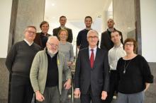 De VVIA-delegatie en de medewerkers van het Agentschap Onroerend Erfgoed bij Vlaams Minister-President Geert Bourgeois